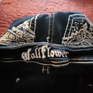 Wallflower jeans